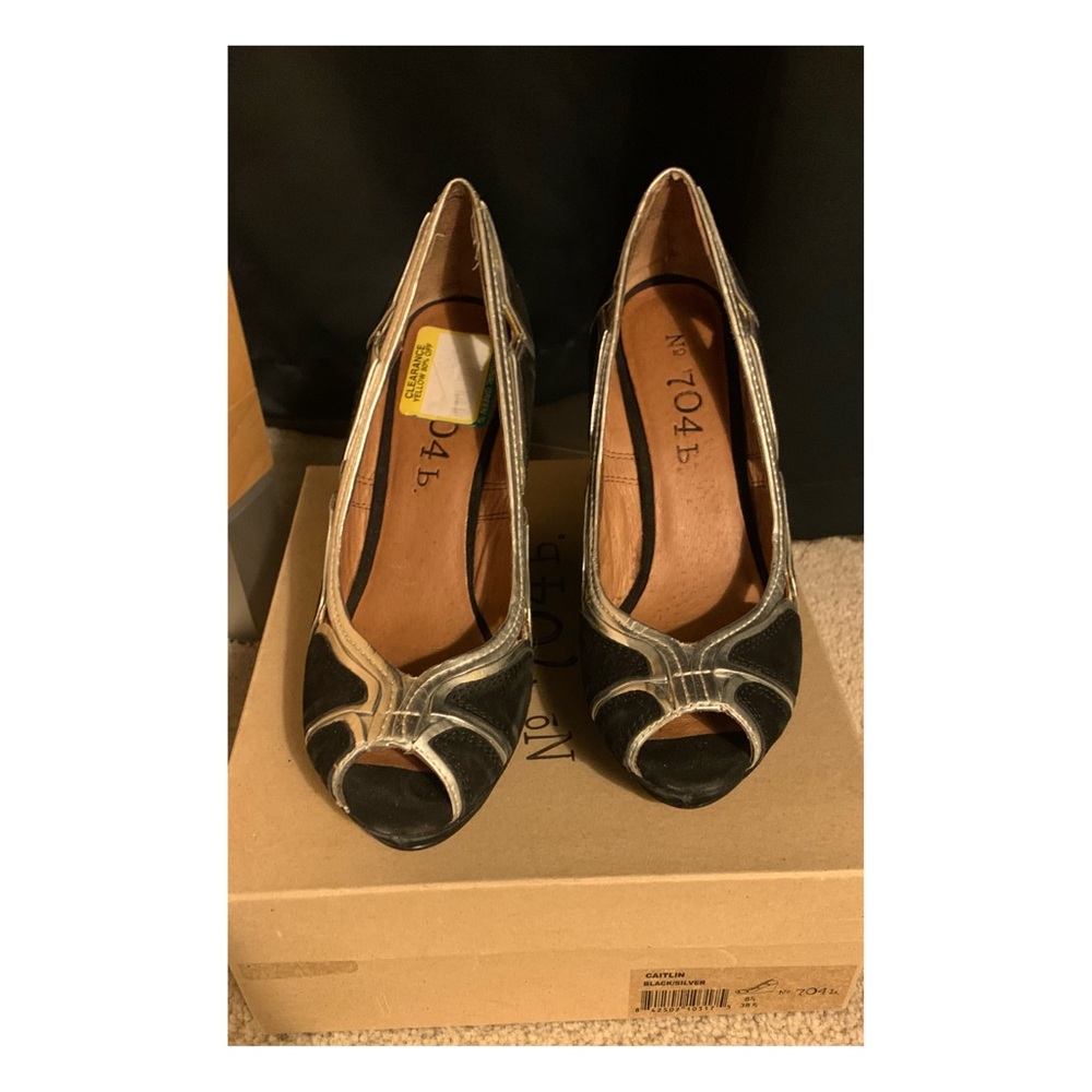 No. 704b Caitlin Wedges